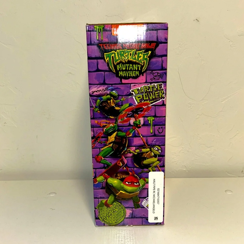 Teenage Mutant Ninja Turtles Mutant Mayhem Michelangelo Half Pipe RC Vehicle